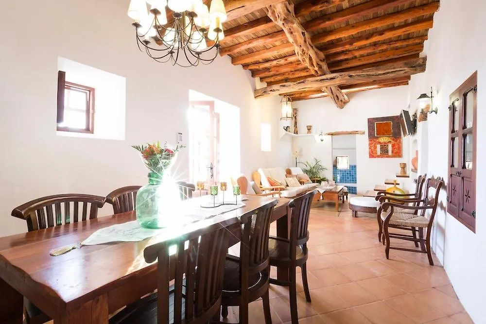 Villa Canseres 산타 에우랄리아 데 리오